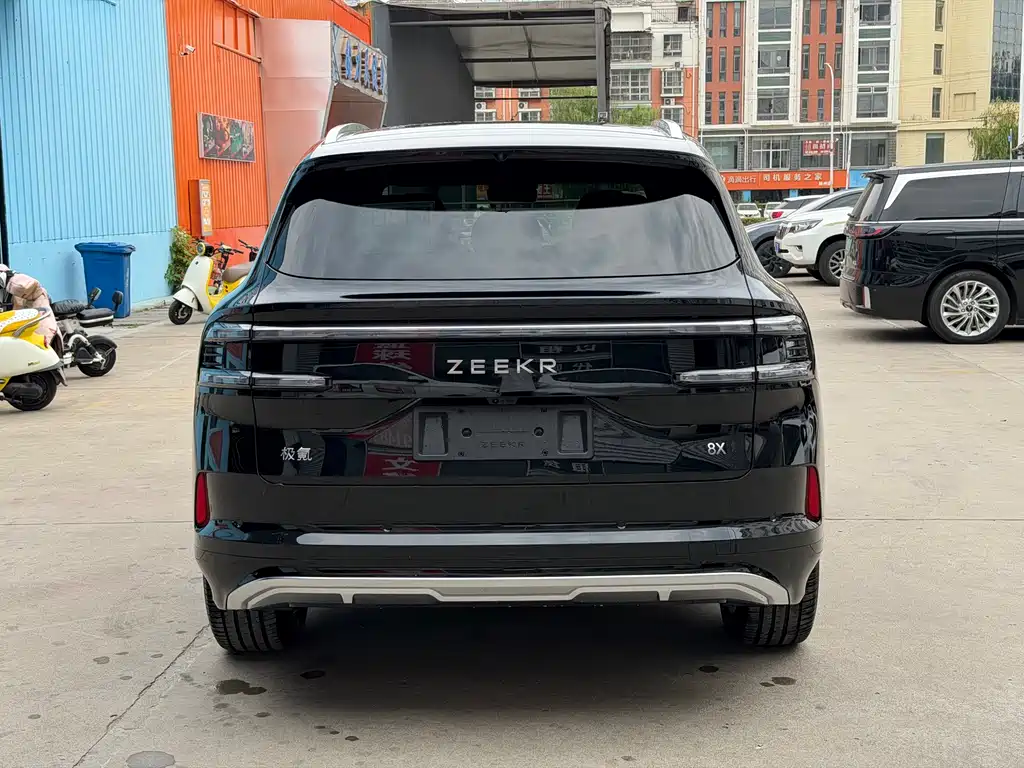 Zeekr 8X — миниатюра 5