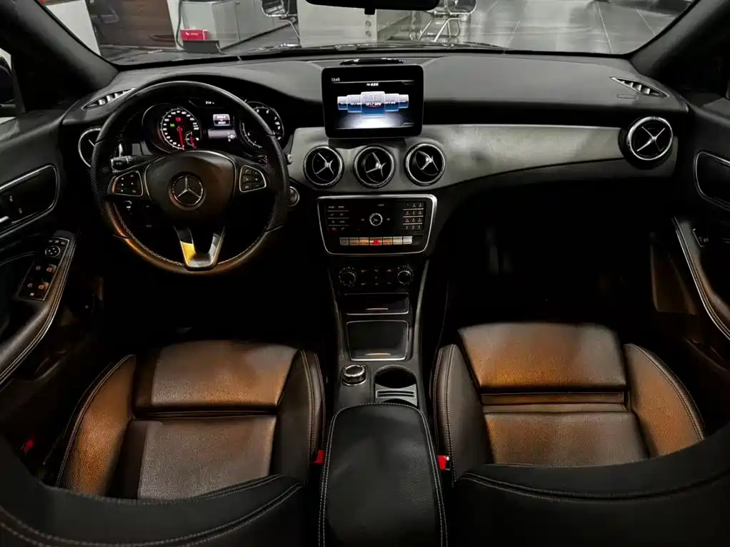 Mercedes-Benz CLA (Import) — миниатюра 17