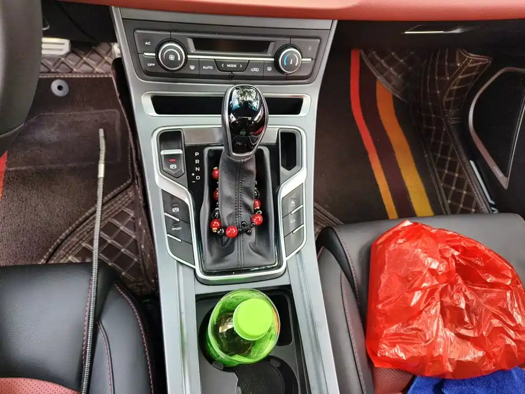Geely Vision S1 — миниатюра 10