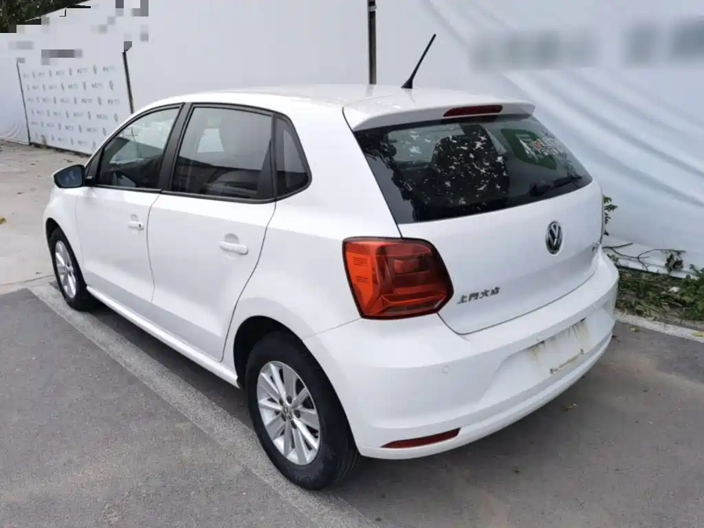 Volkswagen Polo — миниатюра 5