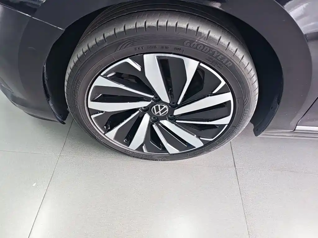 Volkswagen Passat — миниатюра 23