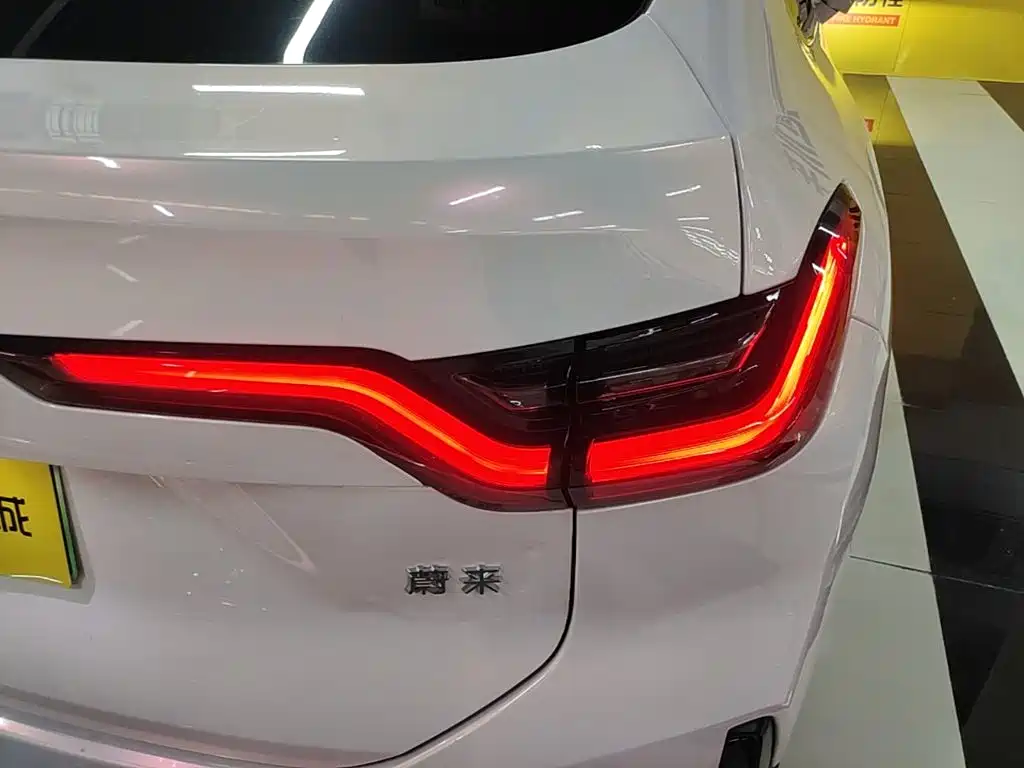 NIO ES6 — миниатюра 8