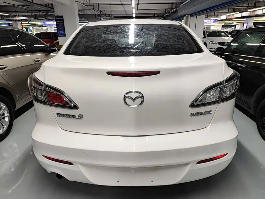 Mazda 3 Xingcheng — миниатюра 6