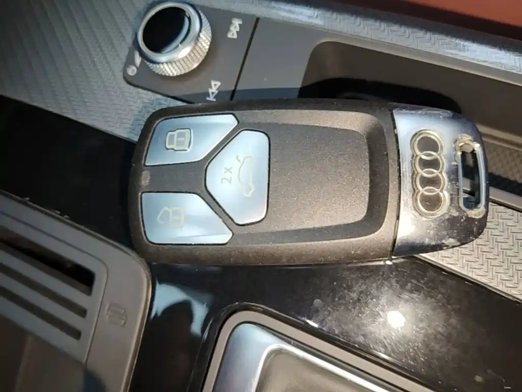 Audi Q5L — миниатюра 9