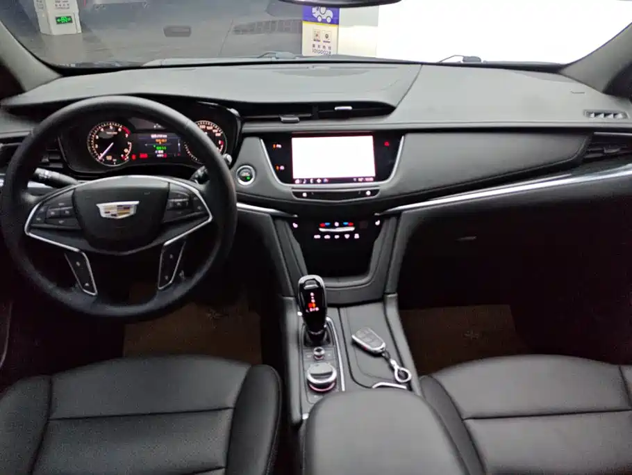 Cadillac XT5 — миниатюра 12