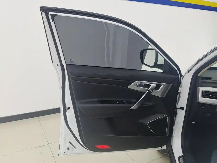 Geely Boyue — миниатюра 7