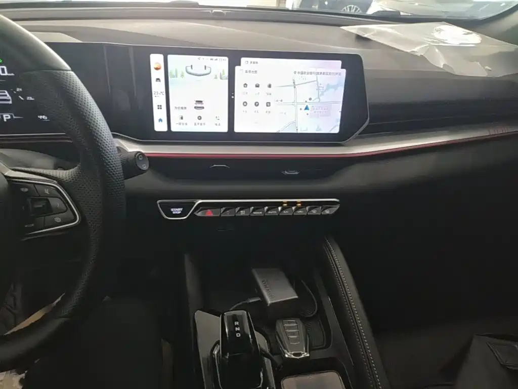 Geely Binyue — миниатюра 13