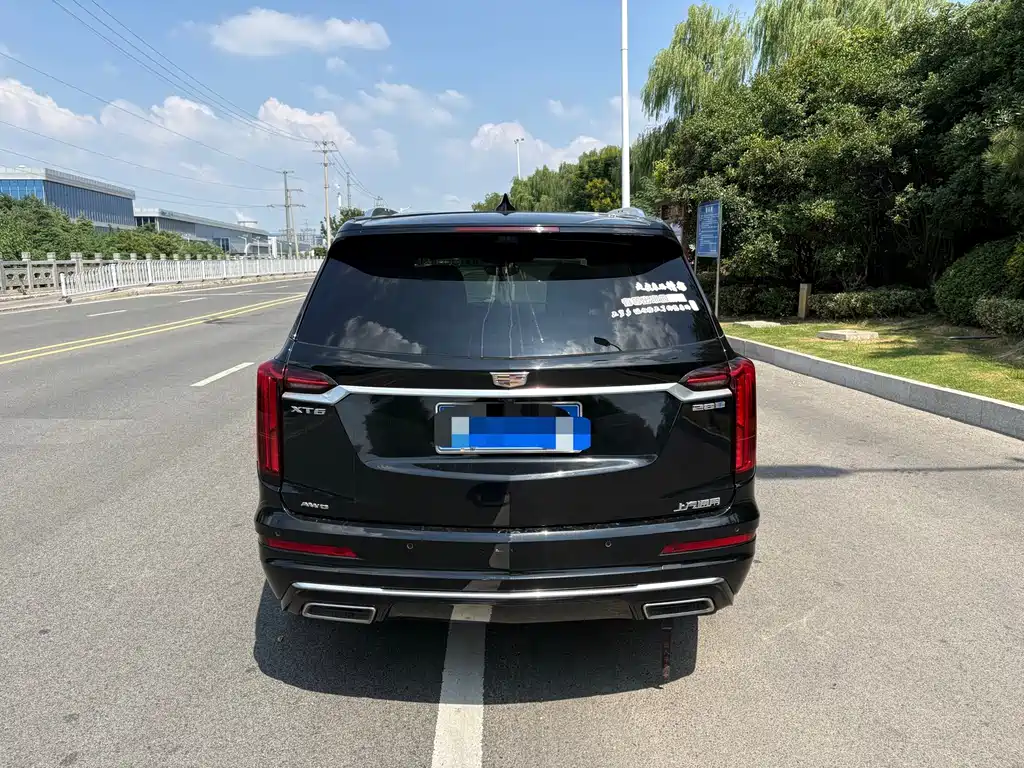 Cadillac XT6 — миниатюра 7
