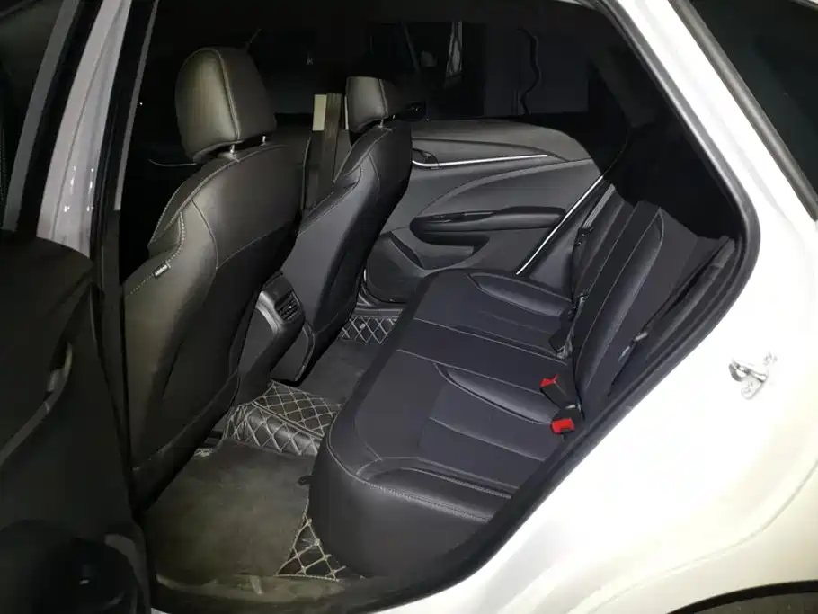 Buick Excelle — миниатюра 11