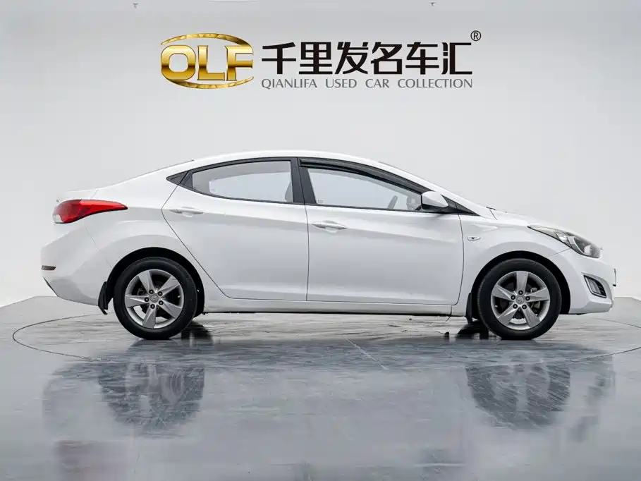 Hyundai Elantra Langdong — миниатюра 5