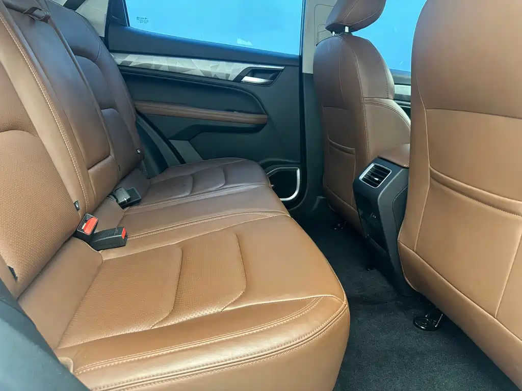 Geely Vision X6 — миниатюра 10