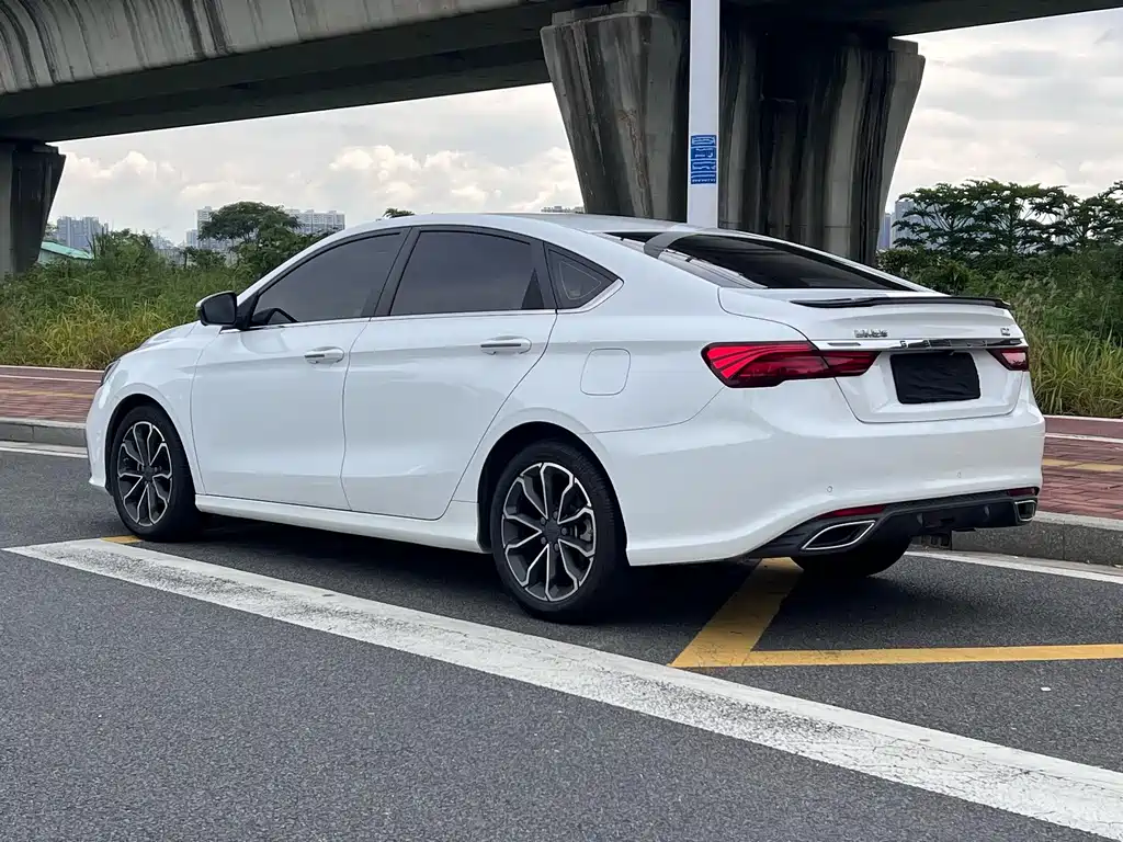 Geely Binrui — миниатюра 9