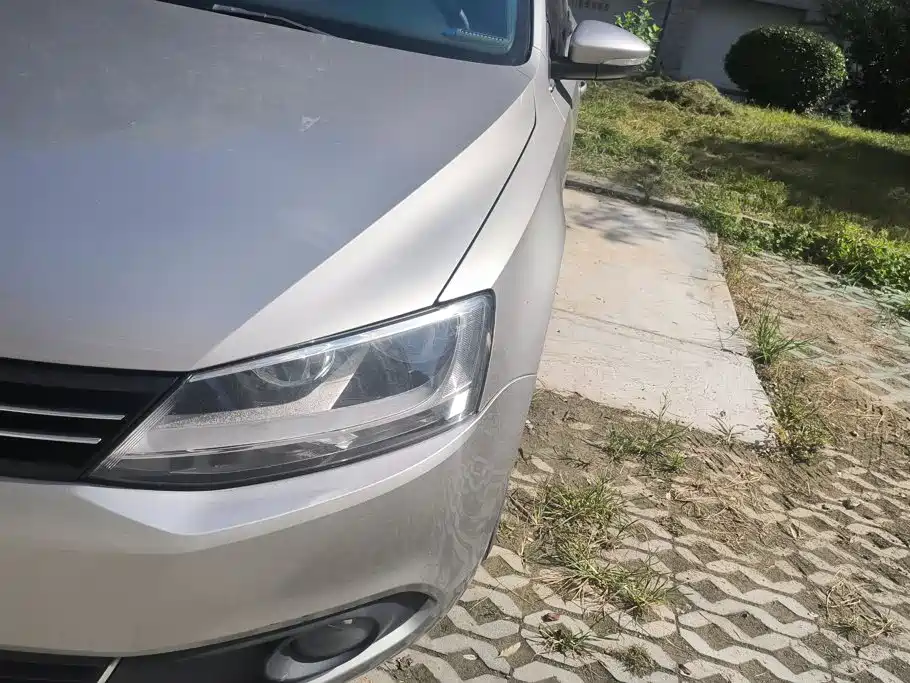 Volkswagen Sagitar — миниатюра 5