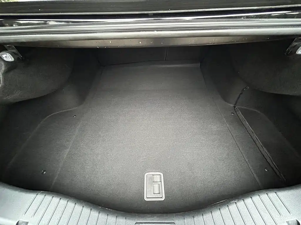Hongqi H5 Classic Model 1.5T DCT Flagship Rhythm Edition, фото 14