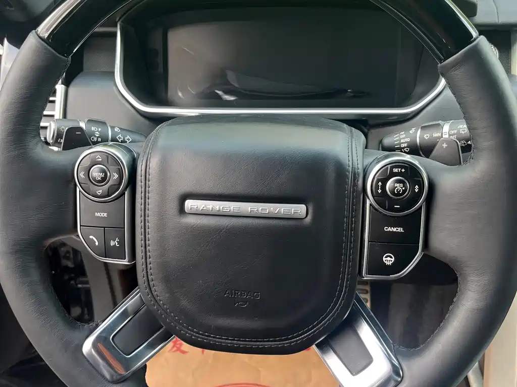 Land Rover Range Rover — миниатюра 15