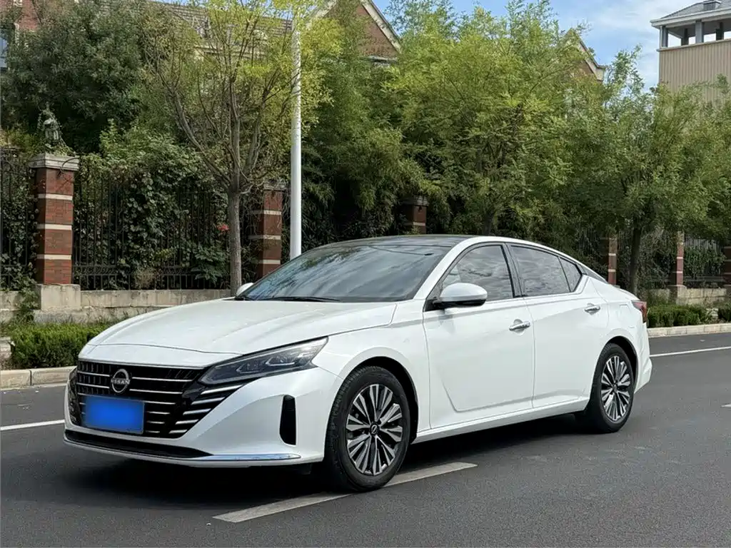 Nissan Teana — миниатюра 2