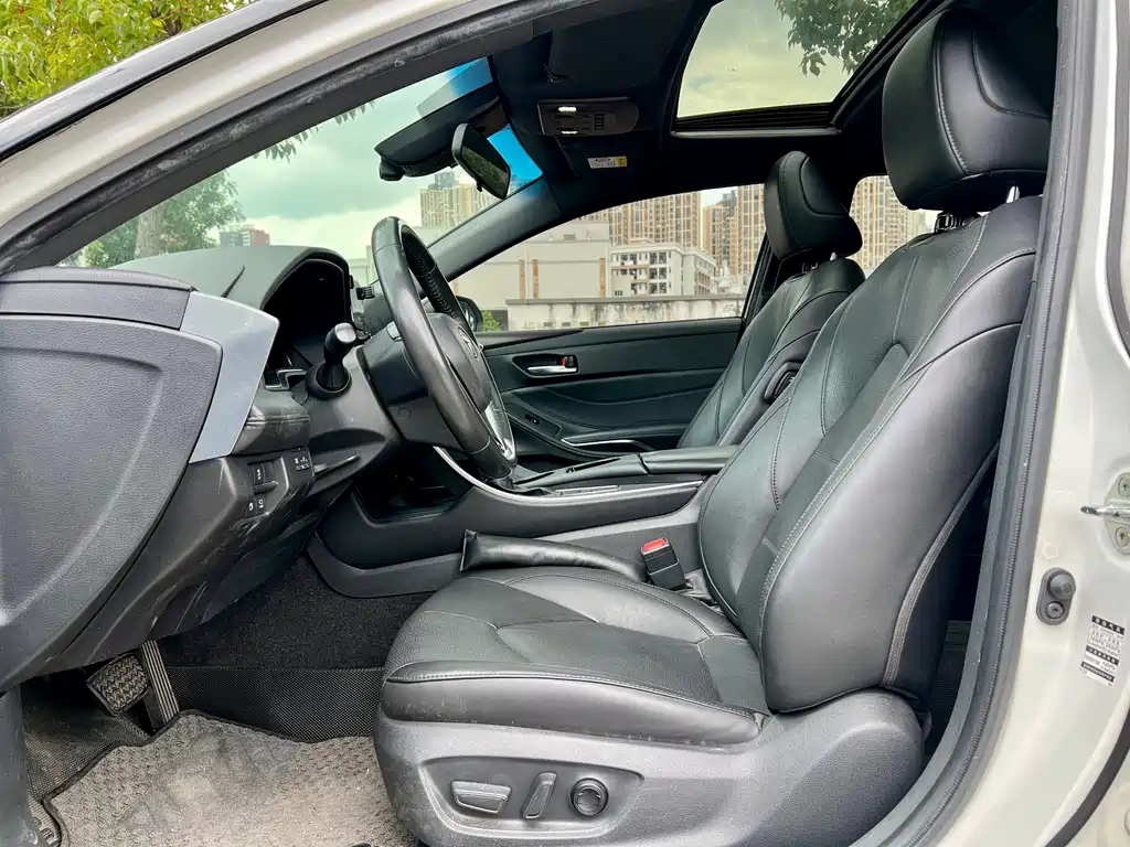 Toyota Avalon — миниатюра 5
