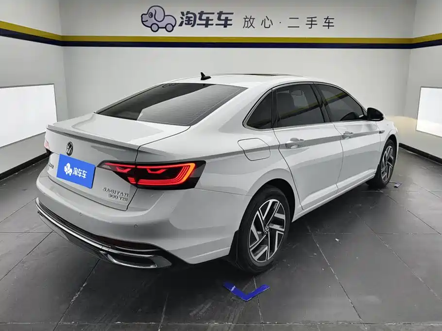 Volkswagen Sagitar — миниатюра 3