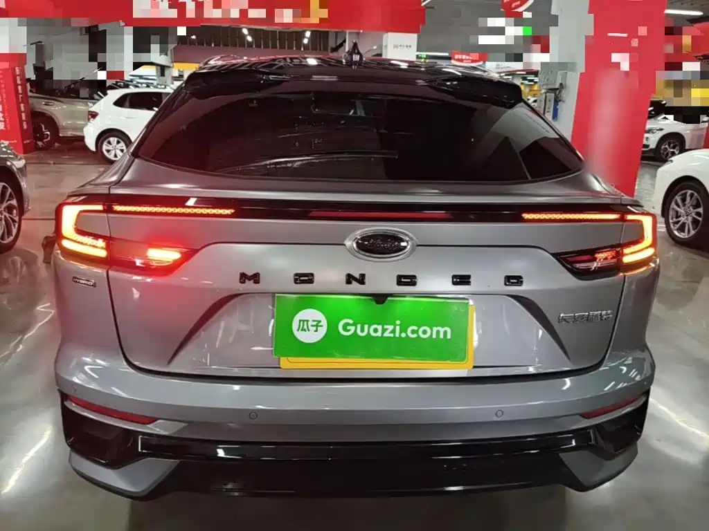 Ford Mondeo — миниатюра 6