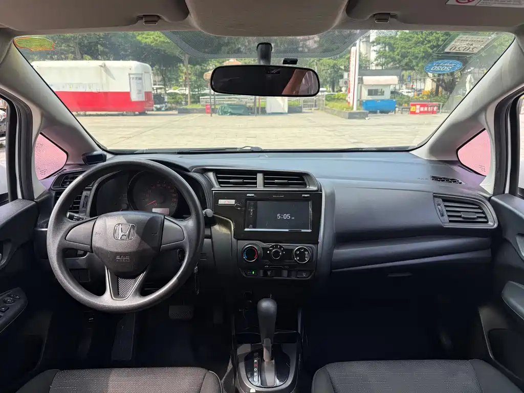 Honda Fit — миниатюра 10