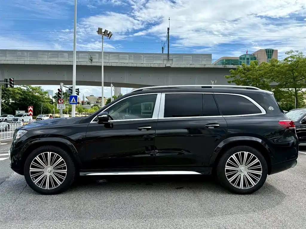 MERCEDES-BENZ MAYBACH GLS