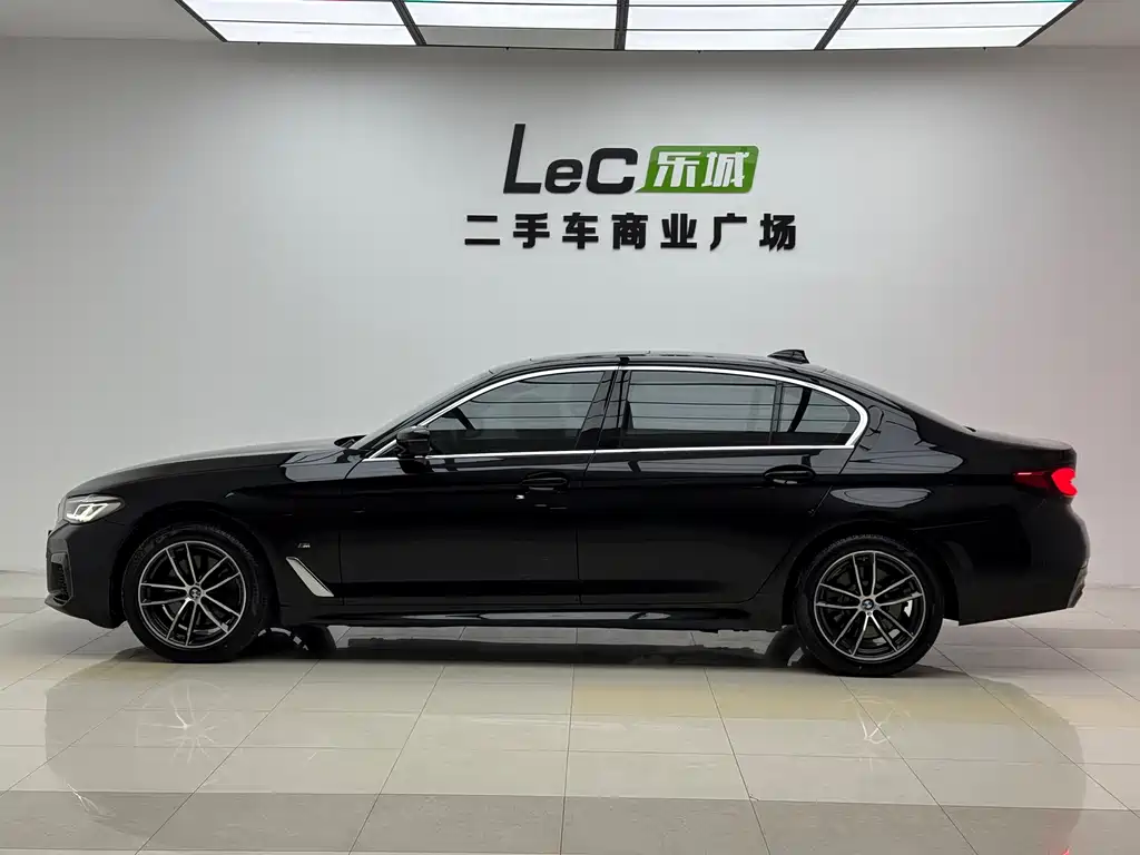 BMW 5 Series 5 2022 525Li M Sport