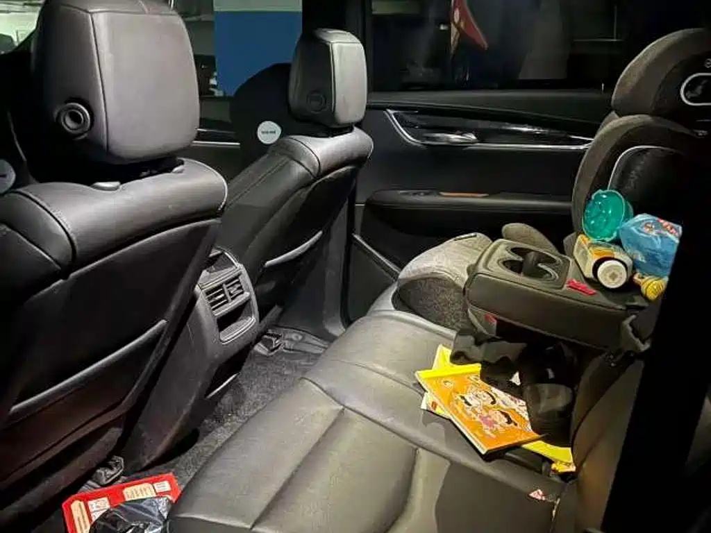Cadillac XT5 — миниатюра 11