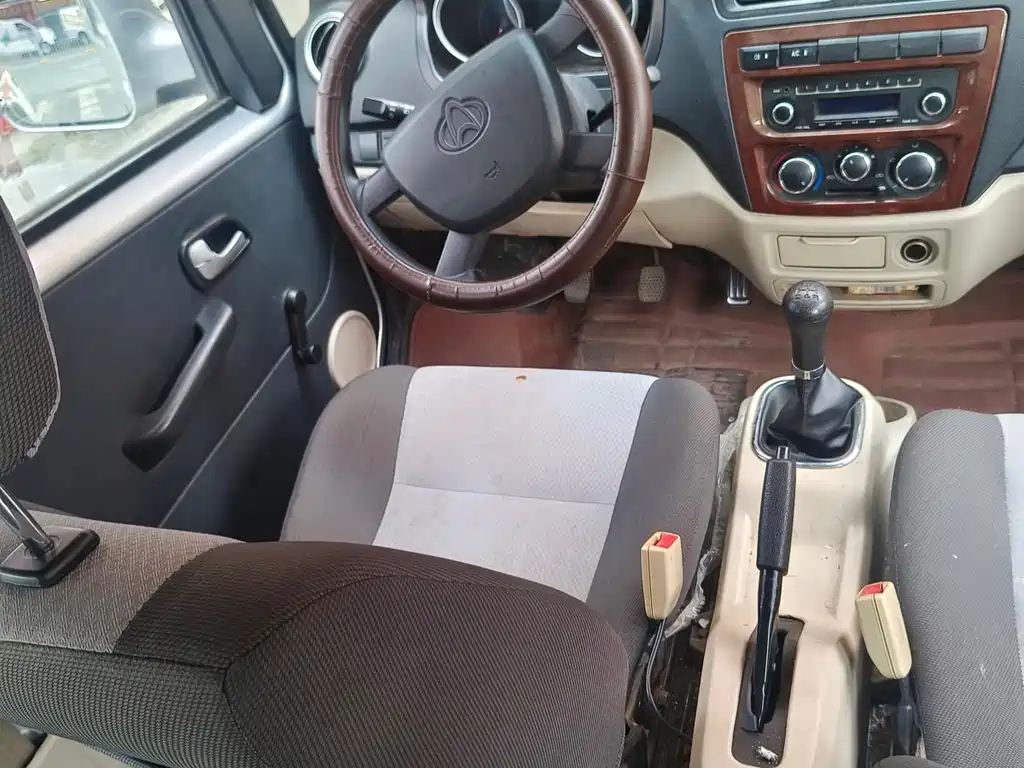 CHANGAN CHANGAN RUIXING M80