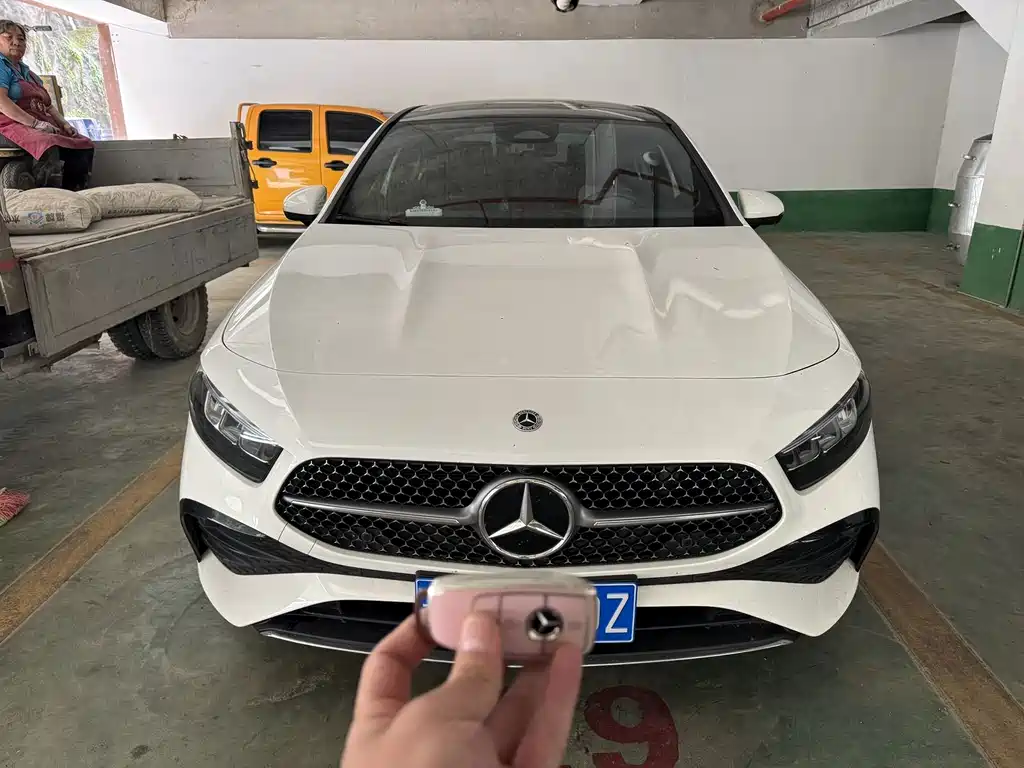 Mercedes-Benz A-Class — миниатюра 2