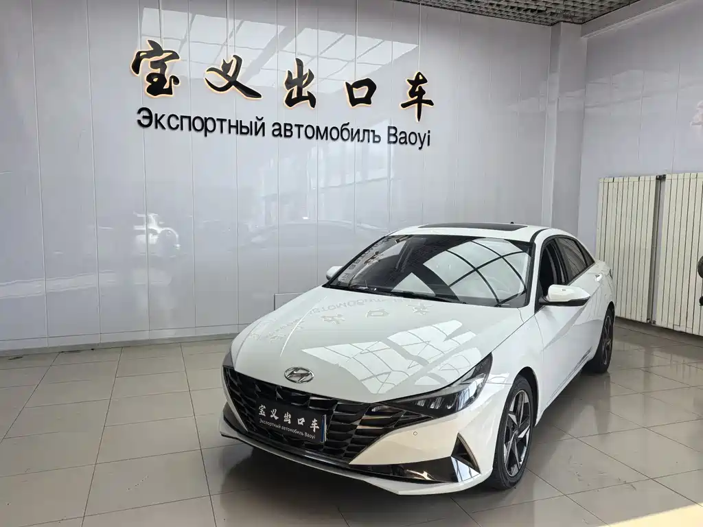HYUNDAI ELANTRA