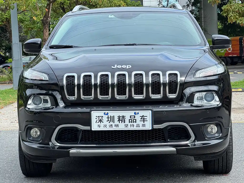 Jeep Cherokee — миниатюра 2