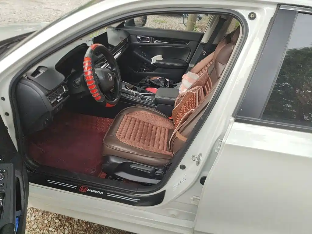 Honda Civic — миниатюра 12