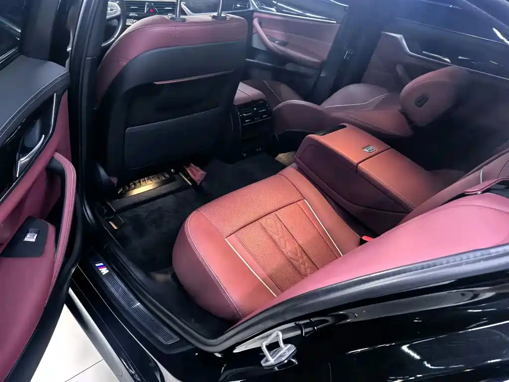 BMW 5 Series — миниатюра 5