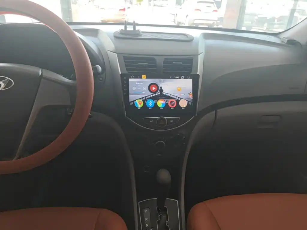 Hyundai Verna — миниатюра 13
