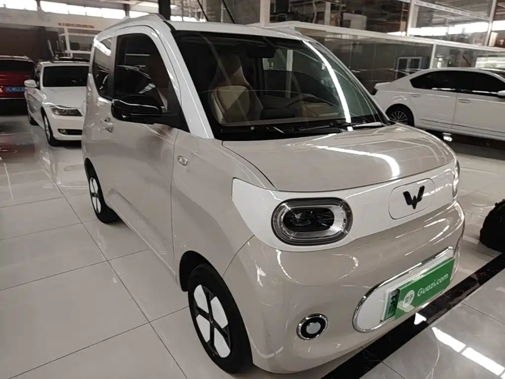 Wuling MINIEV — миниатюра 4