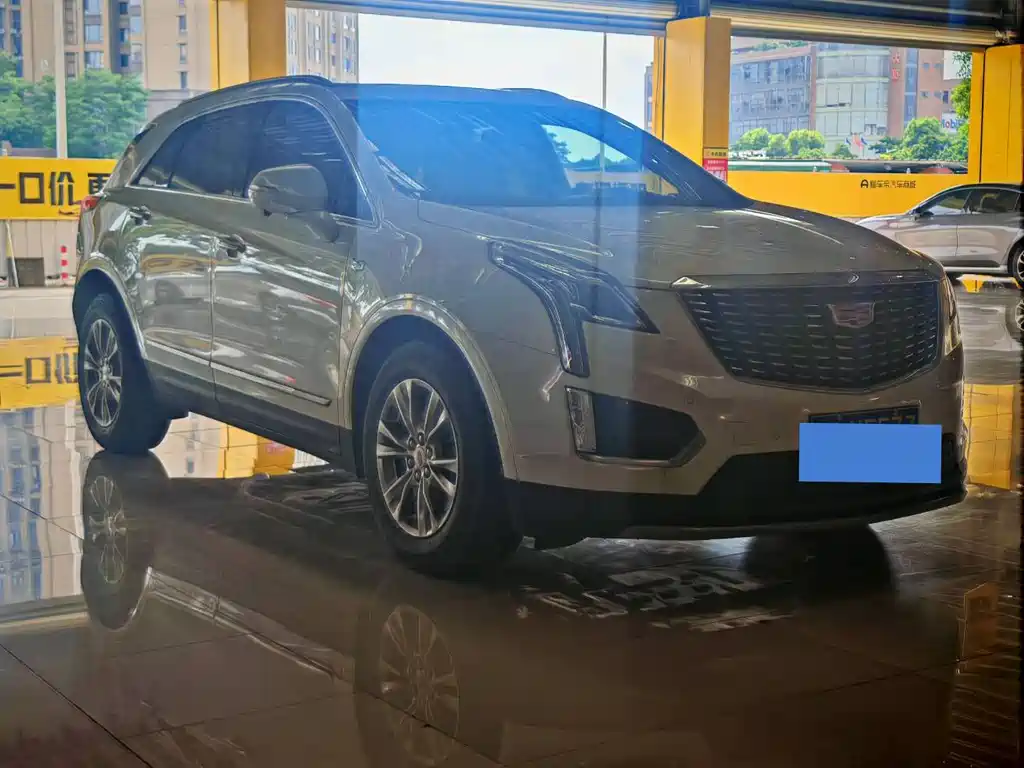 Cadillac XT5 — миниатюра 3
