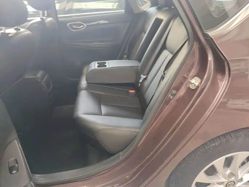Nissan Sylphy — миниатюра 17