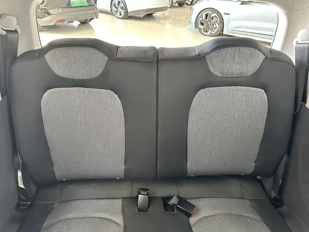 Wuling MINIEV — миниатюра 16