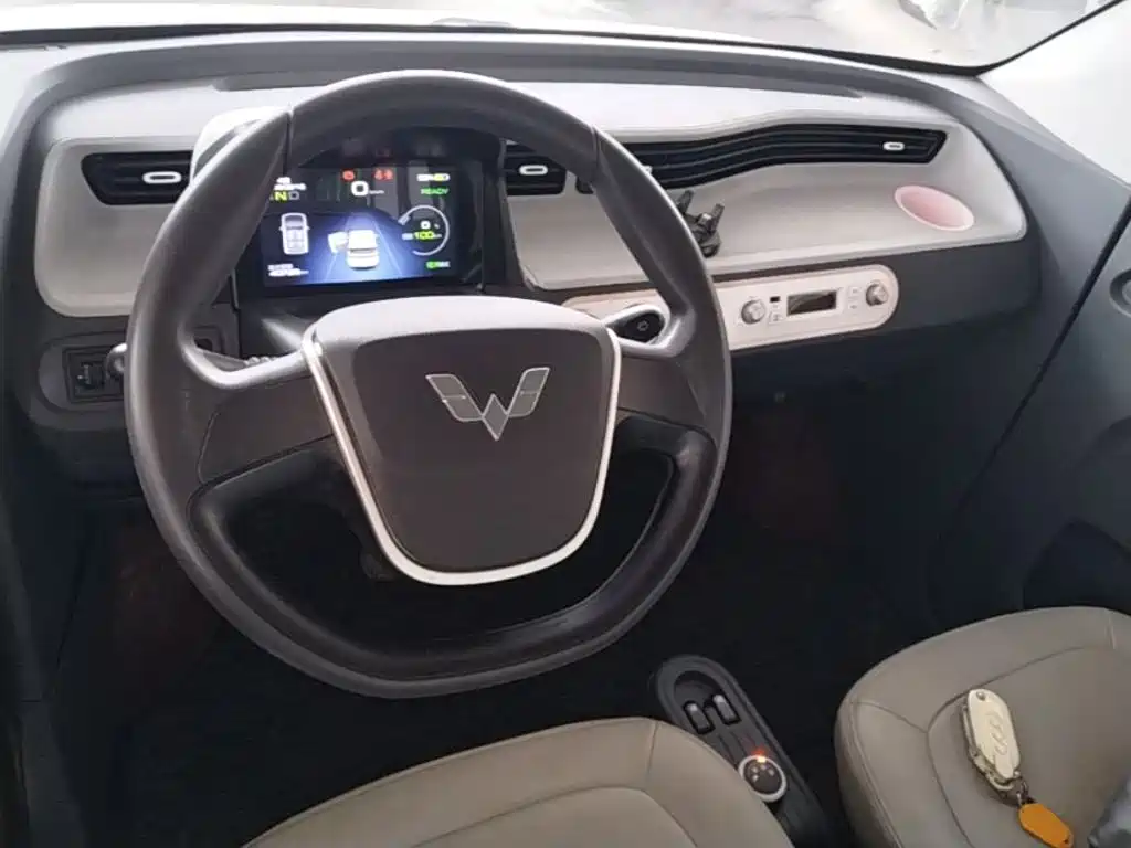 Wuling MINIEV — миниатюра 10
