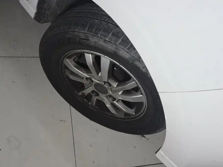 Wuling Hongguang — миниатюра 6