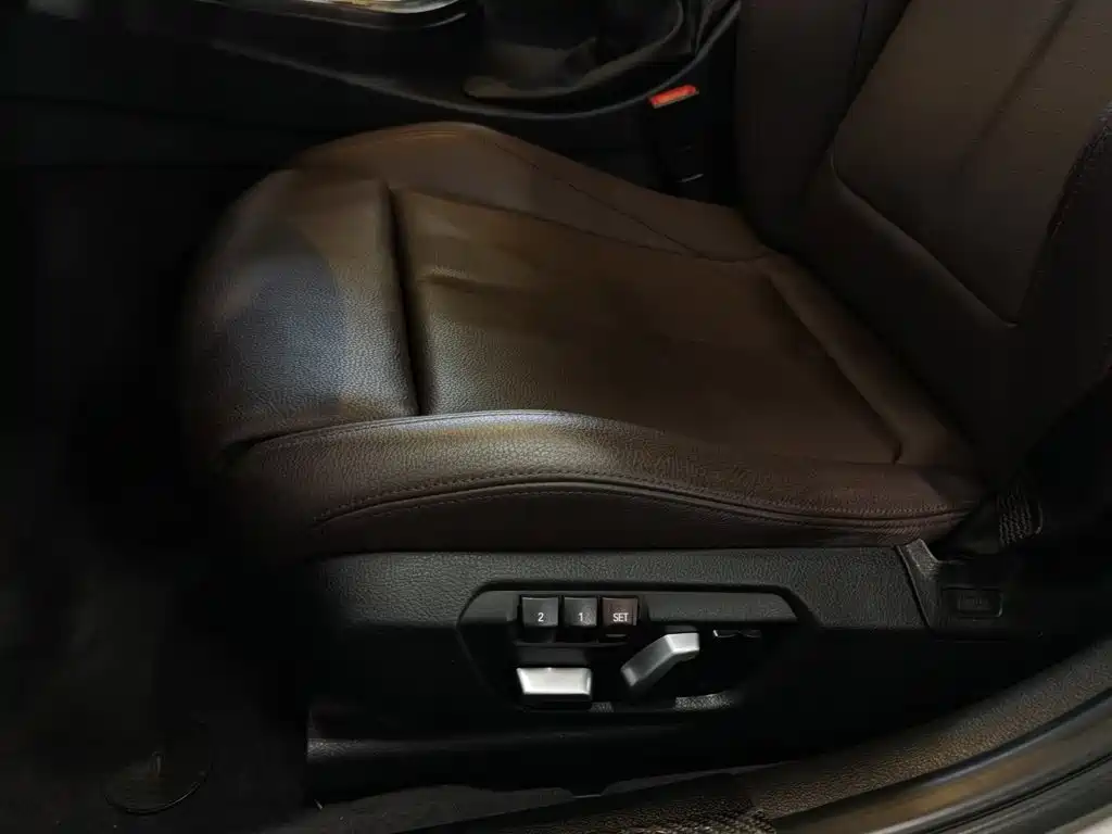 BMW 3 Series — миниатюра 20