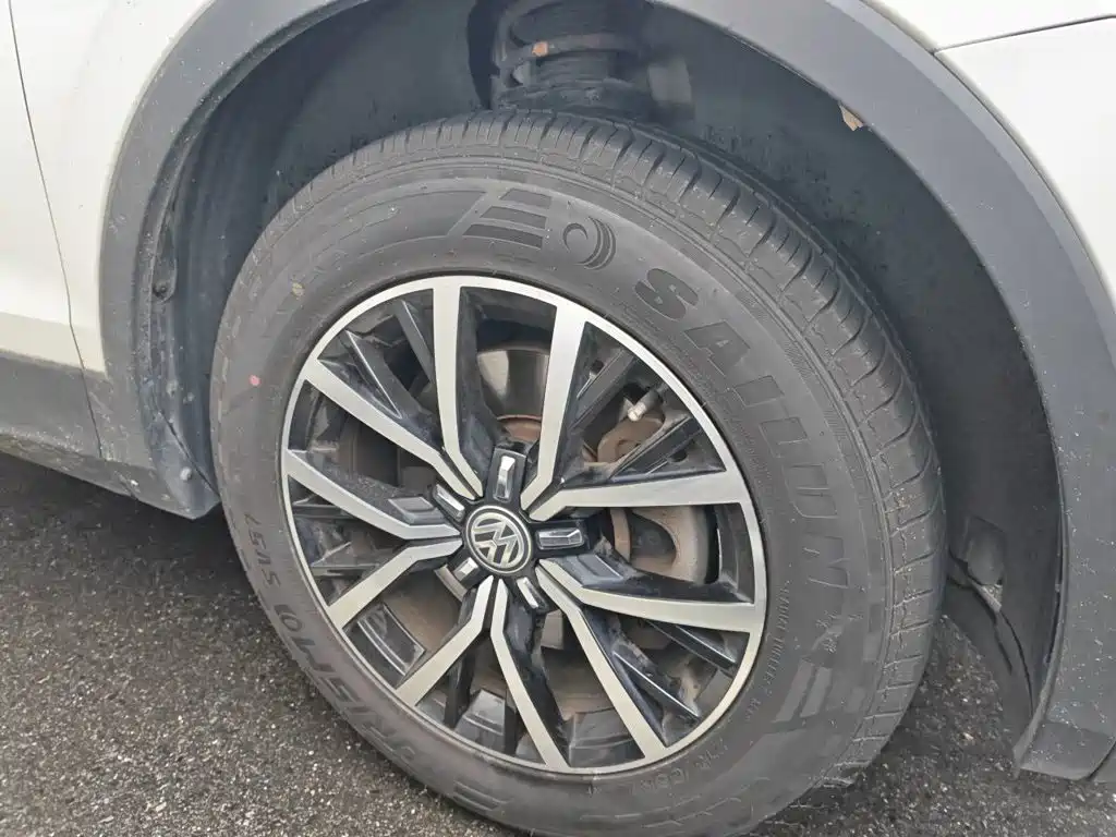 Volkswagen Tiguan L — миниатюра 24