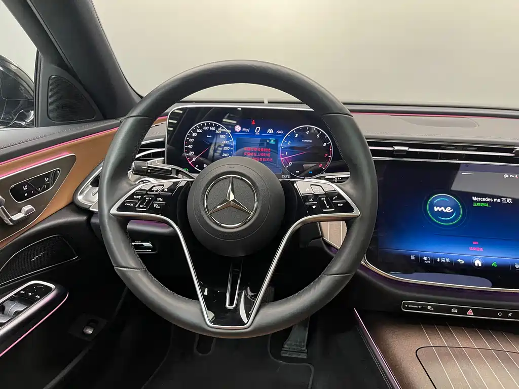 Mercedes-Benz E-Class — миниатюра 27