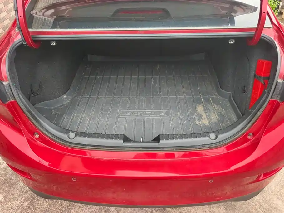 Mazda 3 Axela — миниатюра 4