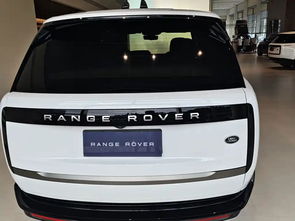 Land Rover Range Rover — миниатюра 3