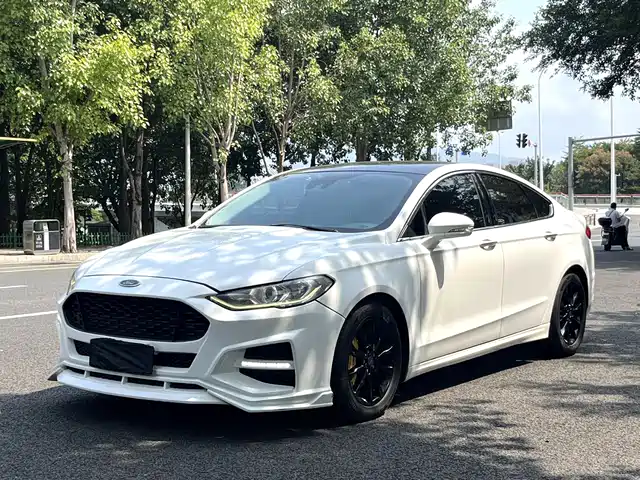 FORD MONDEO 2017
