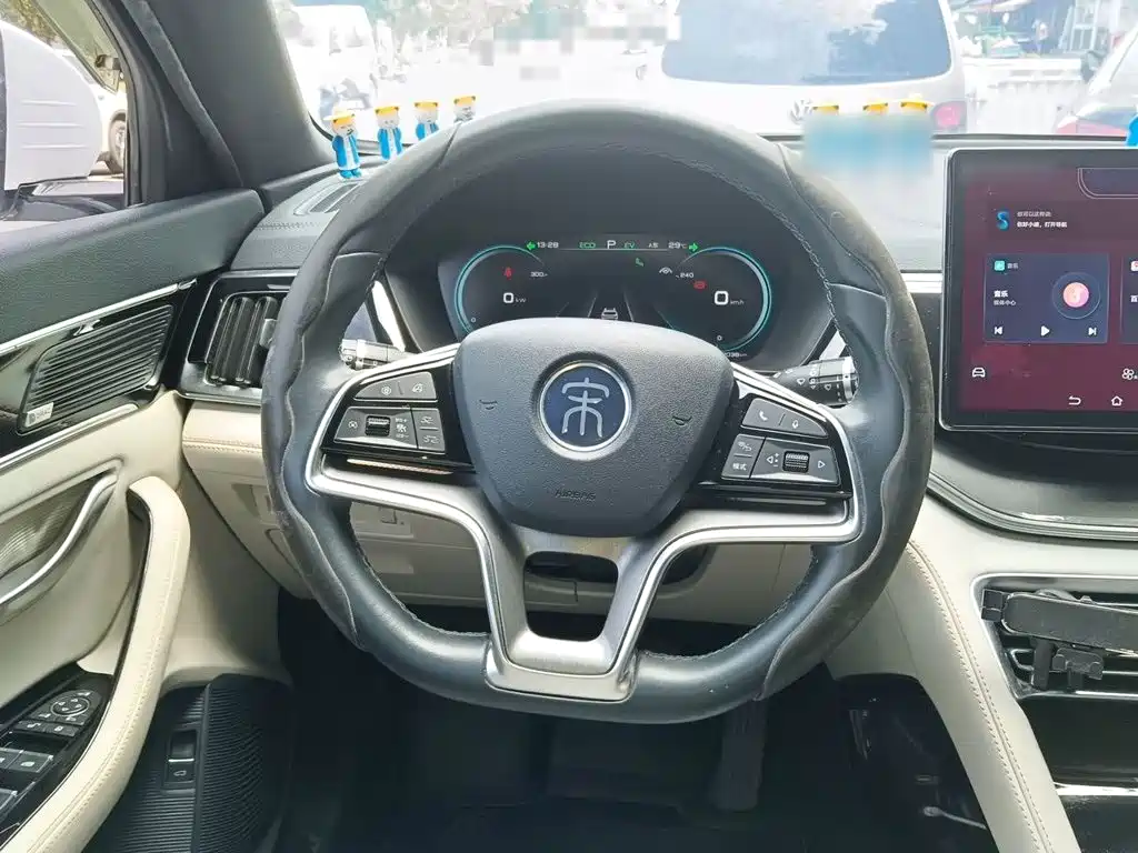 BYD PLUS New Energy — миниатюра 7