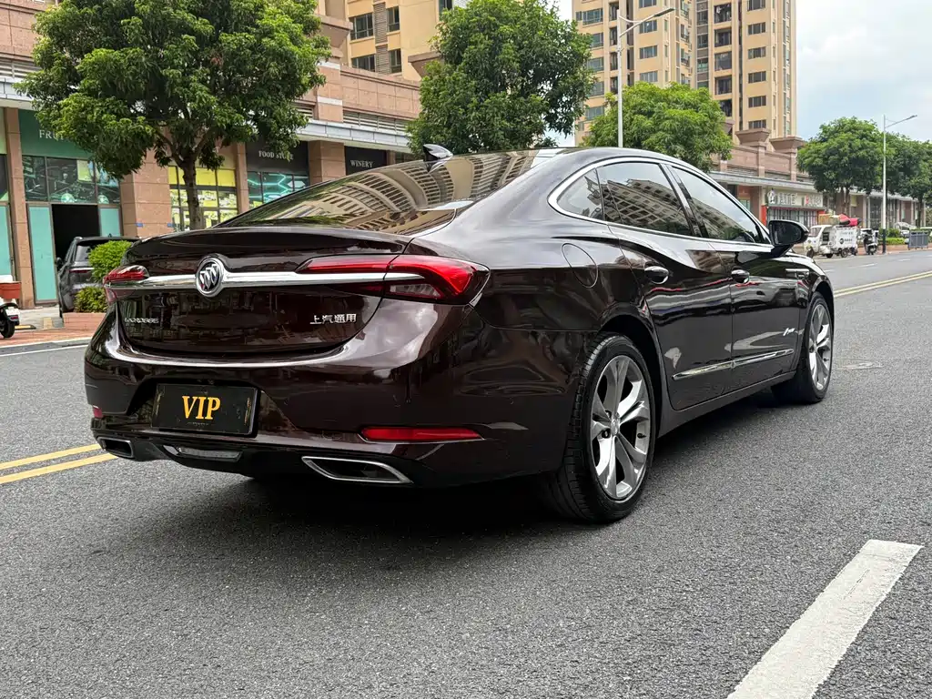 Buick LaCrosse — миниатюра 6