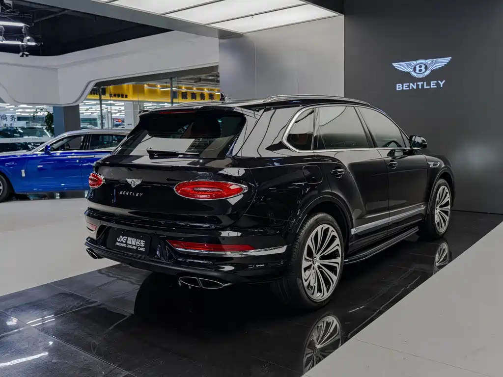 Bentley Bentayga — миниатюра 14