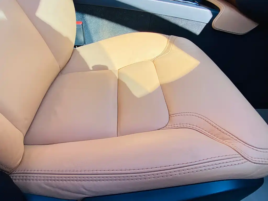 Volvo XC90 — миниатюра 14